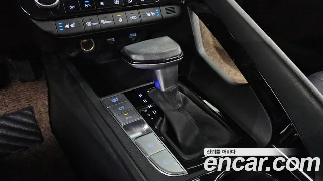 Hyundai AVANTE Avante (CN7) — Фото автомобиля 9