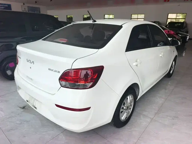 Kia Huan Chi — Фото автомобиля 6