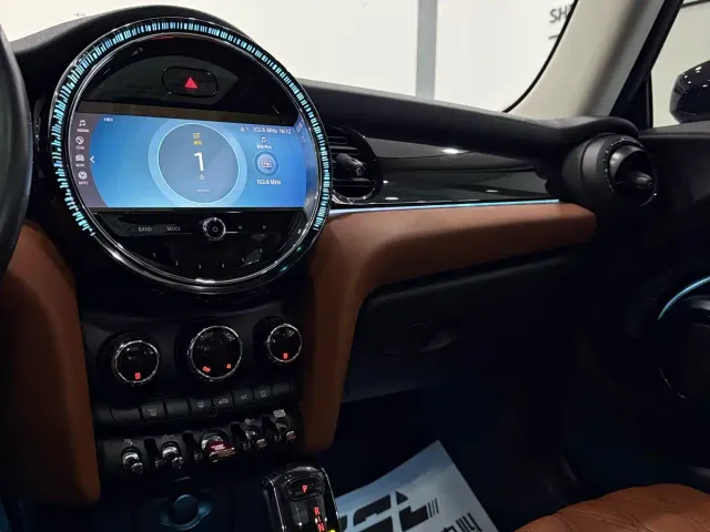 MINI Hatch — Фото автомобиля 11