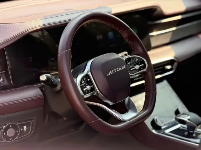 Jetour X90 — Фото автомобиля 9