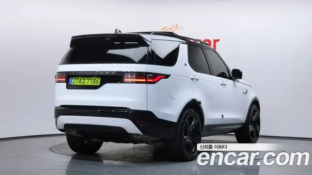 Land Rover Discovery — Фото автомобиля 2