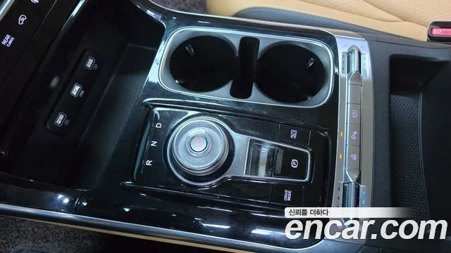 Kia Canival Carnival 4 поколение Бензин 9 мест Noblesse — Фото автомобиля 9