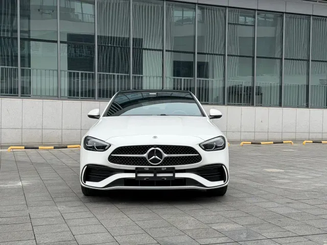 Mercedes-Benz C-Class — Фото автомобиля 3