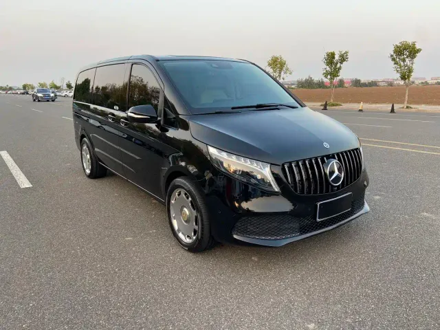Mercedes-Benz V-Class — Фото автомобиля 3