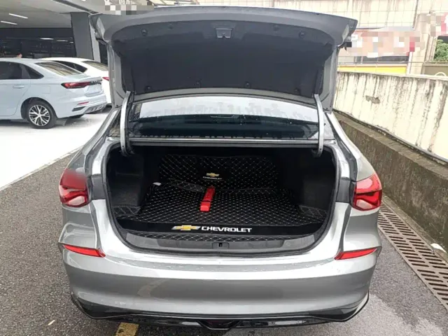 Chevrolet Monza — Фото автомобиля 18