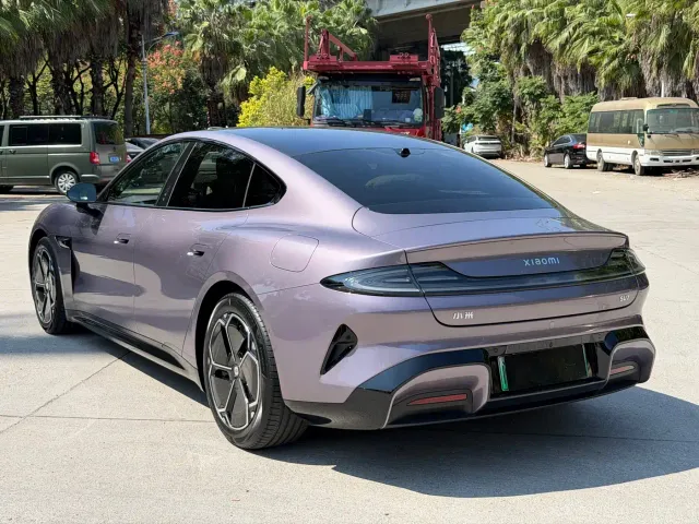 Xiaomi SU7 — Фото автомобиля 9