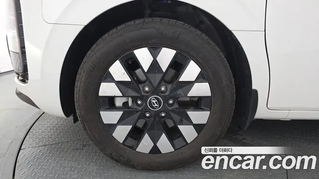 Hyundai Staria Staria — Фото автомобиля 29