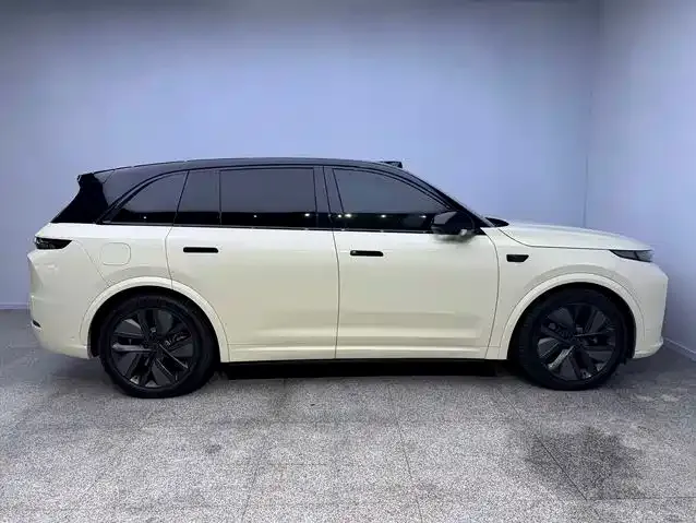 Li Auto L7 — Фото автомобиля 7
