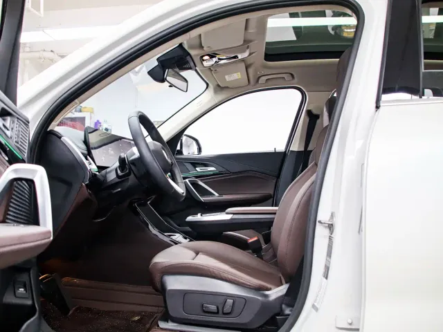 BMW X1 — Фото автомобиля 11