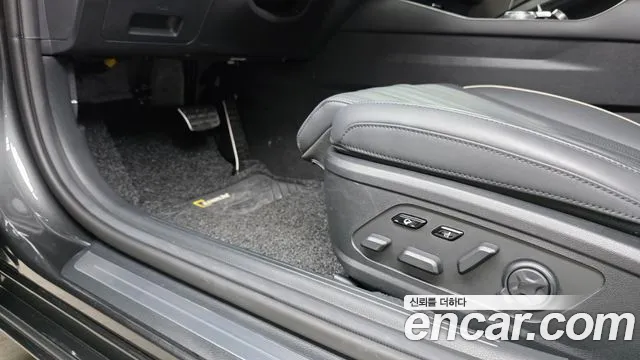 Kia K8 K8 (New) Hybrid — Фото автомобиля 28