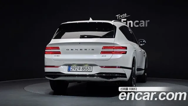 Genesis GV80 2.5T Бензин AWD — Фото автомобиля 3