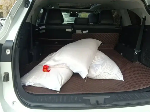 Toyota Highlander — Фото автомобиля 18