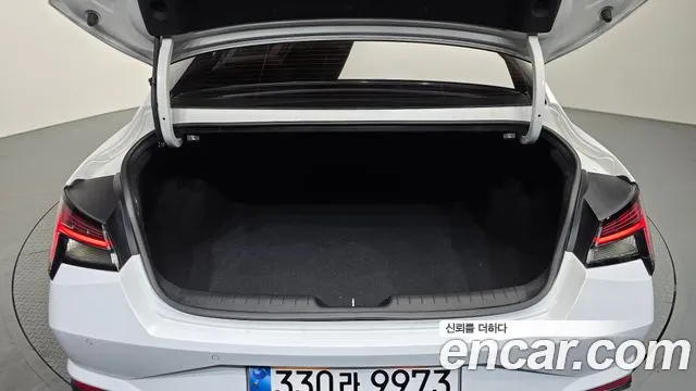 Hyundai Avante CN7 — Фото автомобиля 21