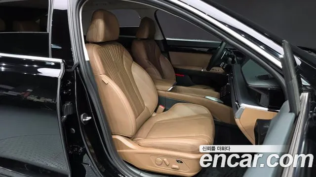Hyundai Grandeur GN7 — Фото автомобиля 17