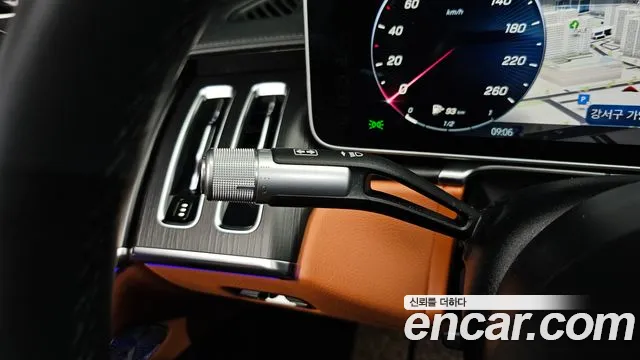 Mercedes-Benz S-Class — Фото автомобиля 12