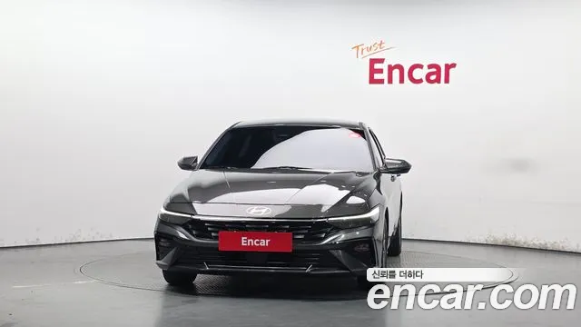 Hyundai Avante CN7 — Фото автомобиля 3