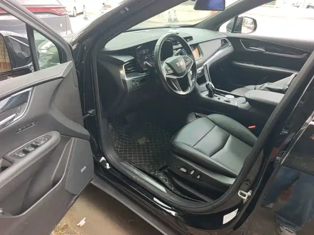 Cadillac XT5 — Фото автомобиля 20