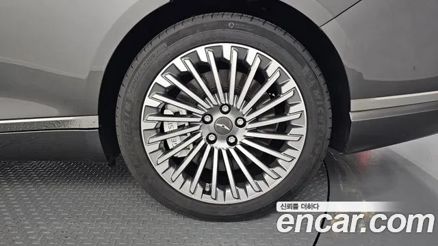 Genesis G80 RG3 — Фото автомобиля 6