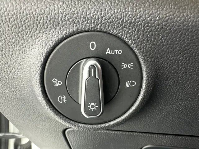 Volkswagen Sagitar — Фото автомобиля 16