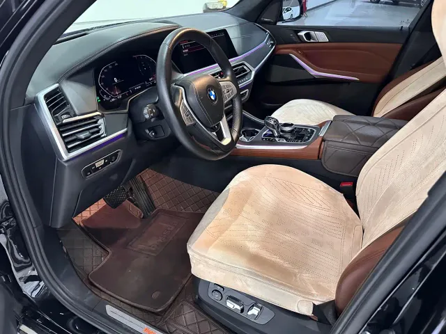 BMW X7 — Фото автомобиля 5