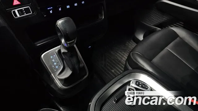 Hyundai Staria Staria Карго 5 мест — Фото автомобиля 9