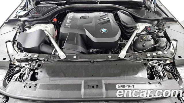BMW 5-Series — Фото автомобиля 6