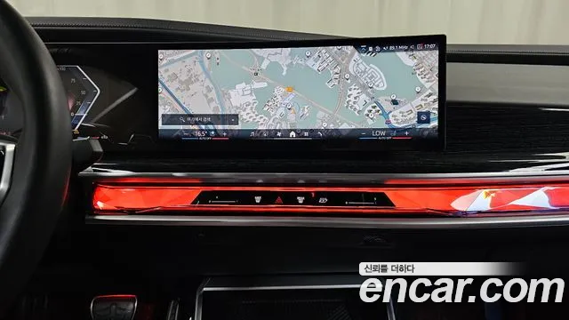 BMW 7-Series — Фото автомобиля 3