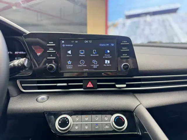 Hyundai Elantra — Фото автомобиля 13