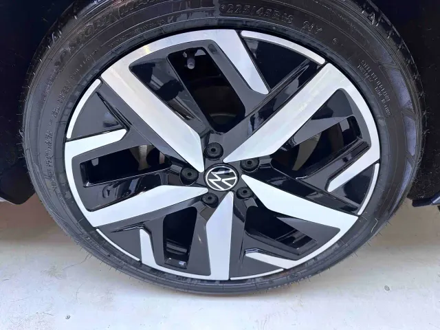 Volkswagen Lamando — Фото автомобиля 21