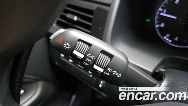 KG_Mobility_Ssangyong Rexton Новый Rexton Sport Дизель 2.2 4WD — Фото автомобиля 29