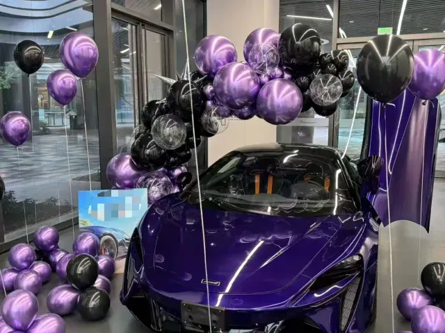 Фотография автомобиля — McLaren Artura