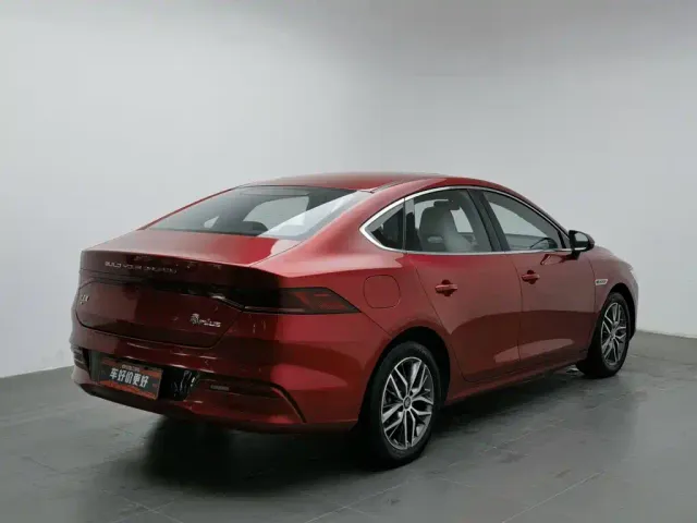 BYD Qin PLUS — Фото автомобиля 2