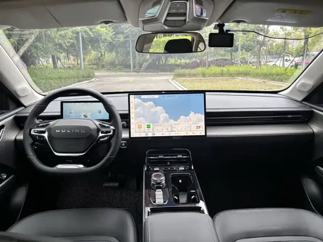 Wuling Starlight — Фото автомобиля 9