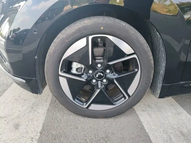 Wuling Starlight — Фото автомобиля 22