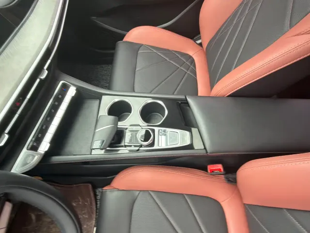 Changan Eado — Фото автомобиля 7