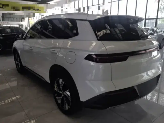 BYD Song Pro — Фото автомобиля 4