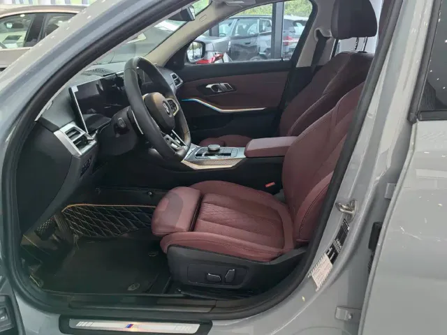 BMW 3 Series — Фото автомобиля 6