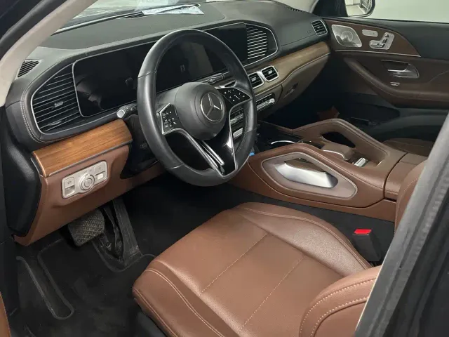 Mercedes-Benz GLE-Class — Фото автомобиля 4