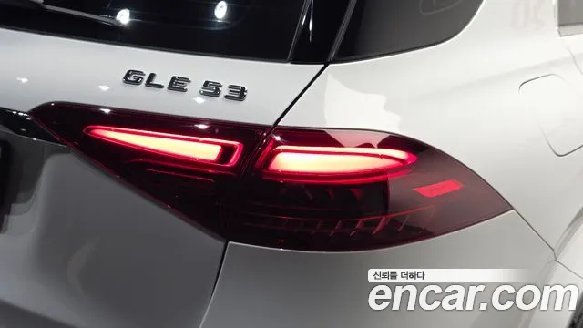 Mercedes-Benz GLE-Class — Фото автомобиля 8