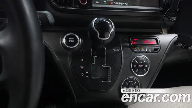 Kia RAY Новый Kia Ray Signature — Фото автомобиля 8