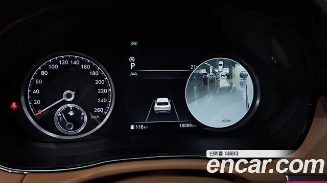 Genesis GV70 — Фото автомобиля 11