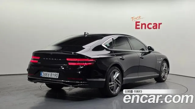 Genesis G80 Бензин 2.5 турбо AWD — Фото автомобиля 2