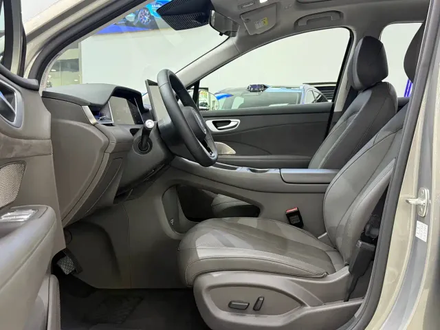 Shangjie SUV — Фото автомобиля 10