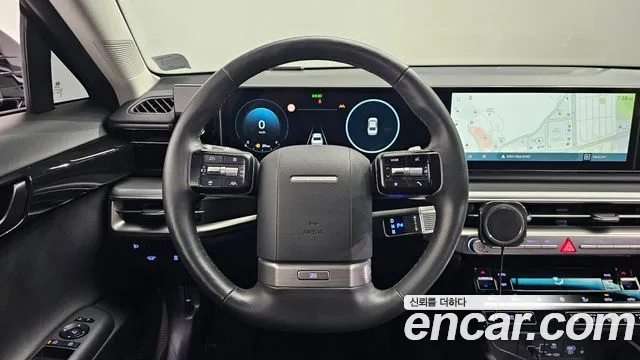 Hyundai Grandeur Grandeur (GN7) 2.5 Бензин 2WD — Фото автомобиля 13