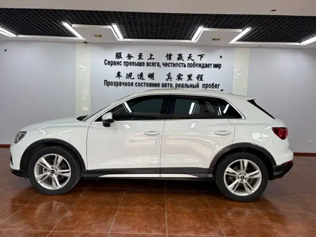 Audi Q3 — Фото автомобиля 4