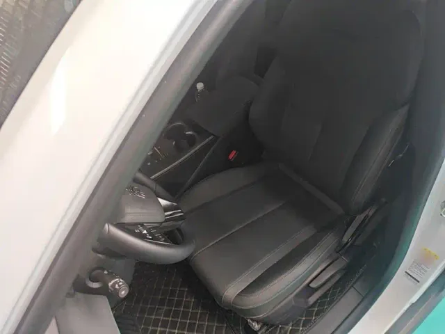 BYD Qin PLUS — Фото автомобиля 14