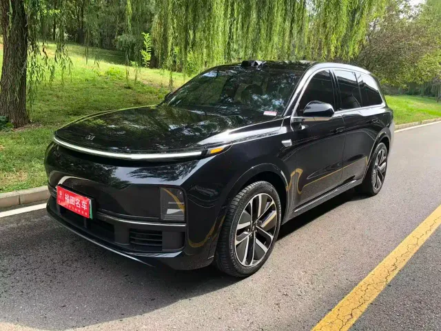 Фотография автомобиля — Li Auto L9