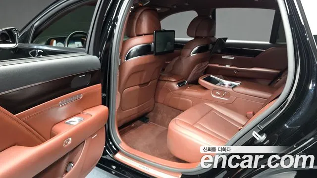 Genesis G90 RS4 — Фото автомобиля 18