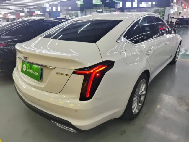 Cadillac CT5 — Фото автомобиля 6