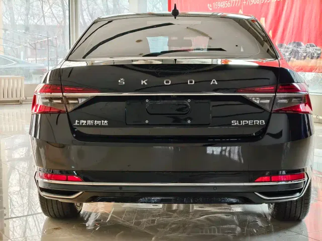 Skoda Superb — Фото автомобиля 16